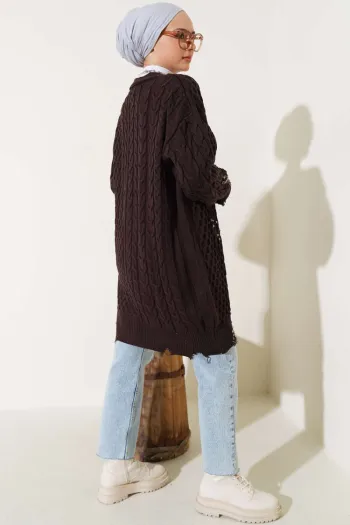 Torn Buttoned Knit Cardigan Brown