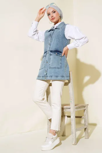 Sleeveless Denim Jacket in Light Blue