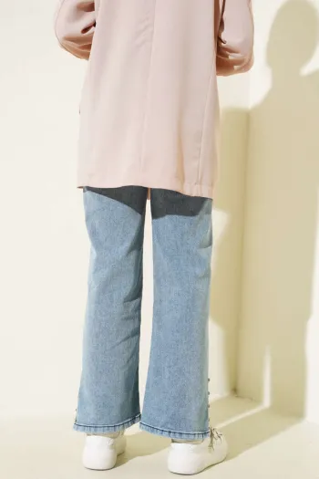 Stone-Embellished Side Pocket Denim Pants in Ice Blue