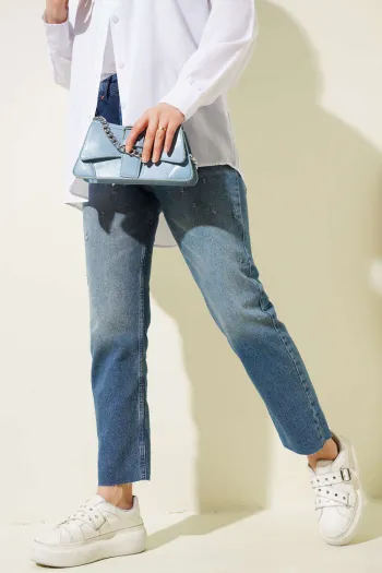 Distressed Cut Hem Denim Jeans in Blue