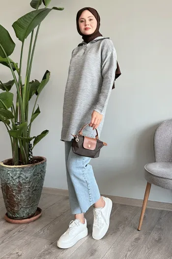 Slim Ribbed Grey Knit Sweater