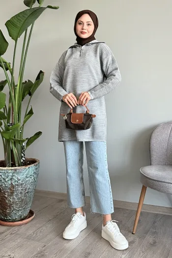 Slim Ribbed Grey Knit Sweater