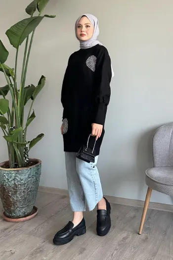 Leaf Pattern Black Knit Sweater