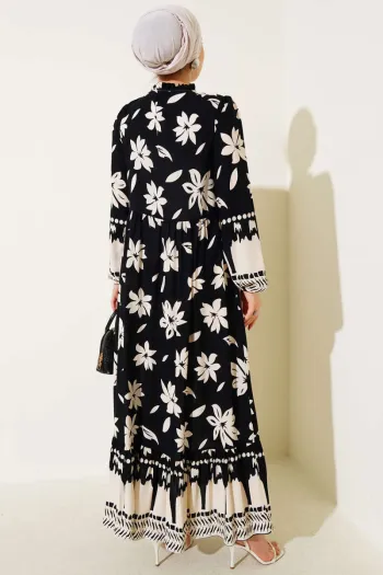 Floral Pattern Ruffled Collar Dress in Black