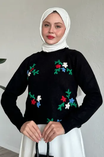 Embroidered Floral Plush Sweater Black