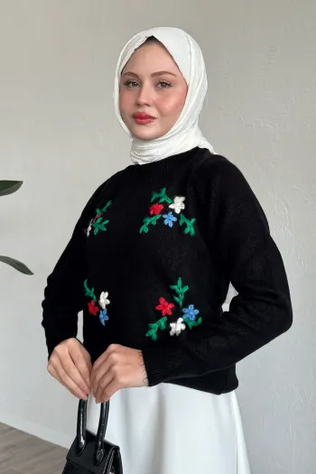 Embroidered Floral Plush Sweater Black