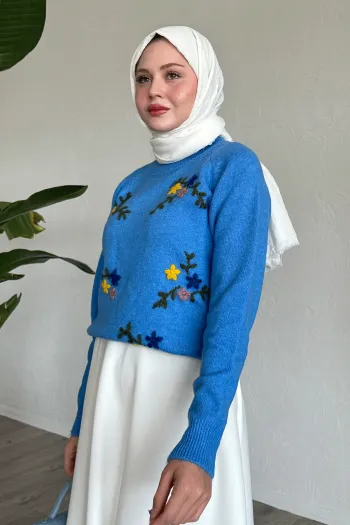 Floral Embroidered Plush Sweater Blue