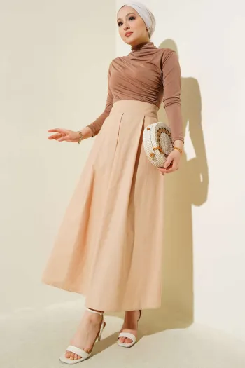 Wide Pleated Pocket Skirt Camel