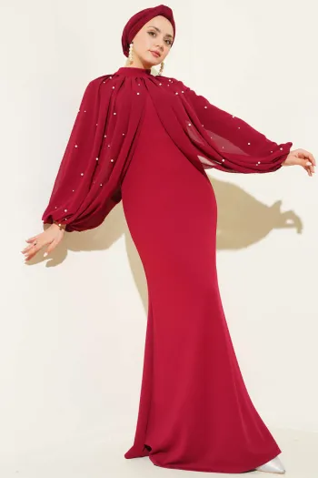 فستان سهرة بورجوندي مع كيب