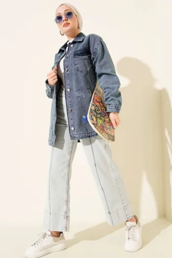 جاكيت دينيم أزرق مزخرف بجيب مزدوج