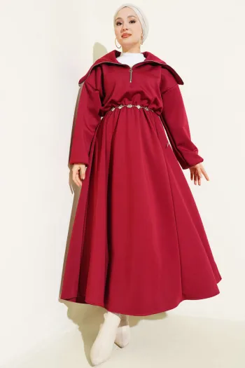 فستان سكرابا بنصف سحاب باللون العنابي