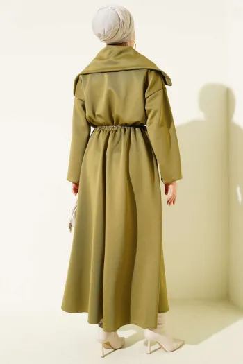 فستان سكوبي نصف ياقة مزود بسحاب باللون الكاكي