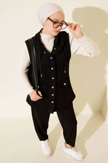 طقم سترة سكوبا مزودة بغطاء للرأس وأزرار ضغط - أسود