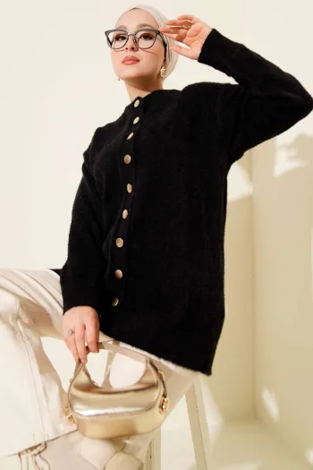 سترة كارجان أساسية سوداء محبوكة بأزرار ذهبية