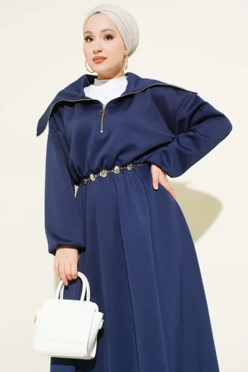 فستان سكوبي بياقة نصفية بسحاب باللون الأزرق navy