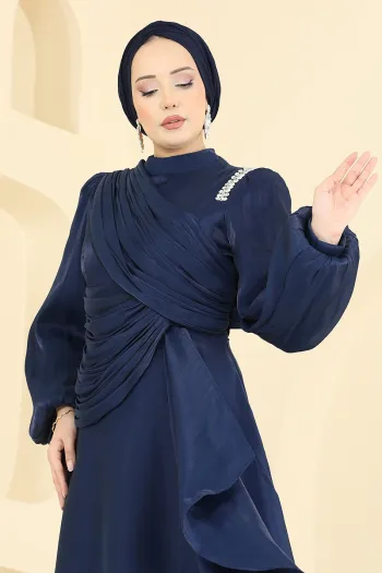 فستان سهرة من الأورغنزا بستايل مدرج باللون navy