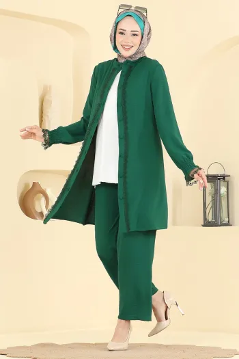 Embellished 2-Piece Set in Emerald