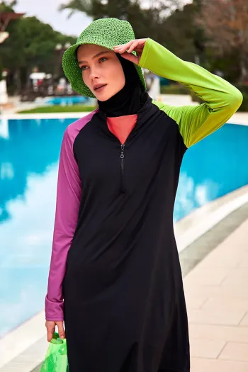 ملابس سباحة مغطاة بالكامل بأكمام ملونة باللون الأسود