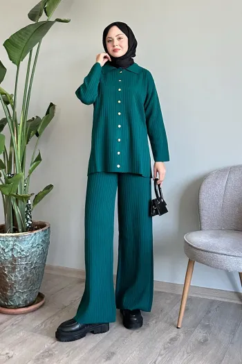 Emerald Velvet Ribbed Knit Suit with Buttons