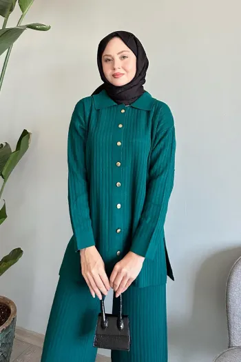 Emerald Velvet Ribbed Knit Suit with Buttons