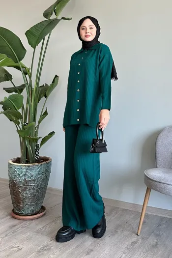 Emerald Velvet Ribbed Knit Suit with Buttons