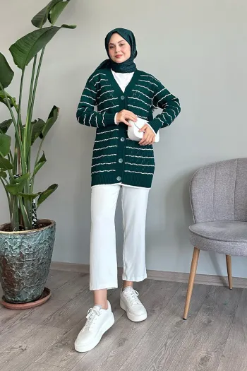 Cardigan de punto verde petróleo con patrón de diamantes y rayas