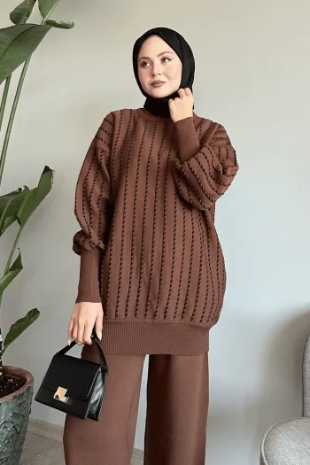 Dark brown knitted outfit with vertical trim and matching pants