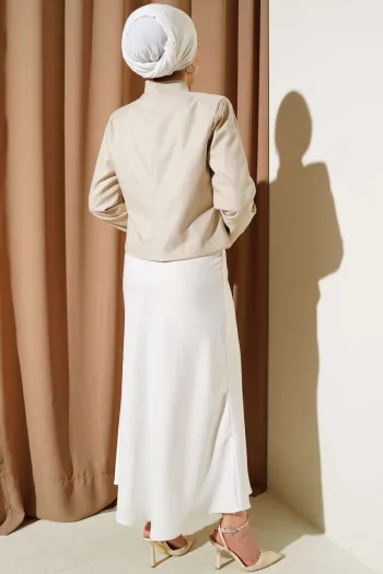Chain and Hook Pin Short Jacket Beige