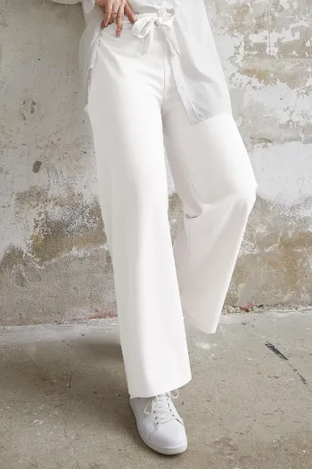 Belted Waist Loose Scuba Pants - White