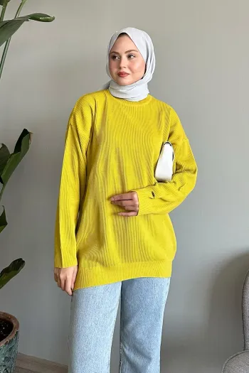 Basic Green Ribbed Knit Sweater with Oil Finish