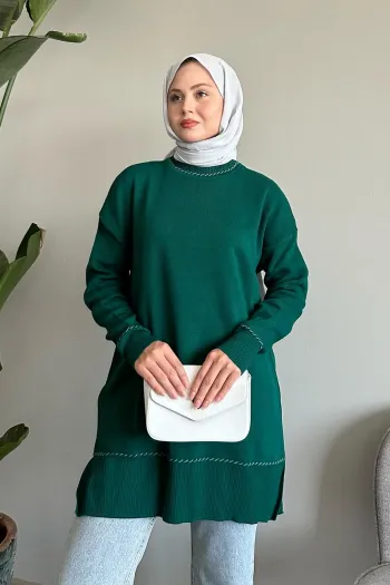 Simple Green Knitted Sweater with Stylish Piping Details