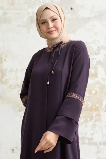 Lace Detail Embroidered Plum Abaya