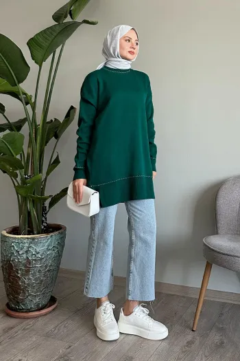 Simple Green Knitted Sweater with Stylish Piping Details