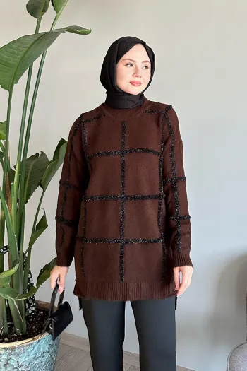 Brown knitted blouse with shiny black stripes