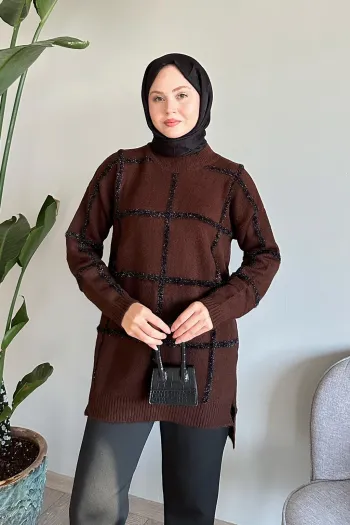 Brown knitted blouse with shiny black stripes